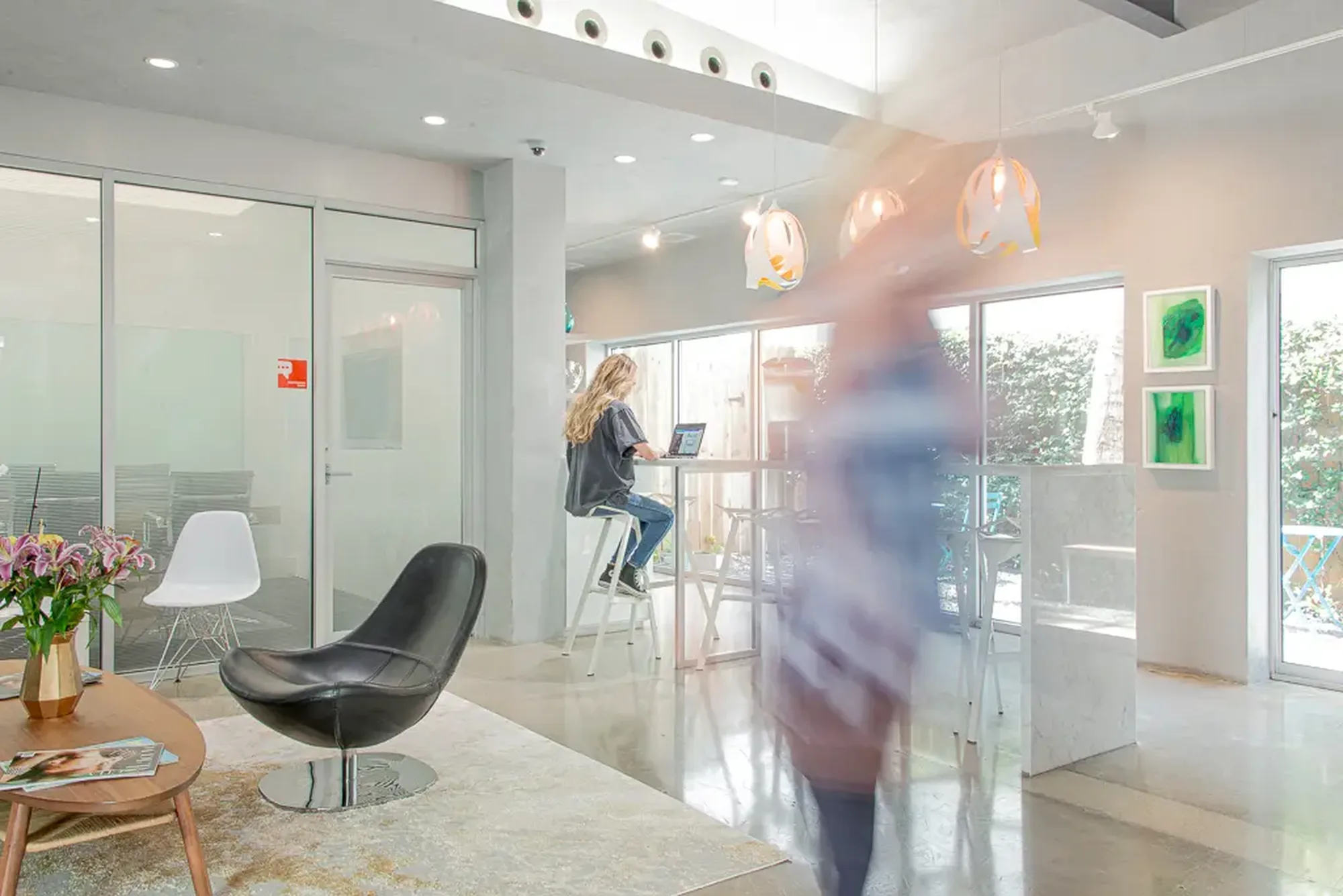 The Village Suites lobby lounge in Rice Village, Houston